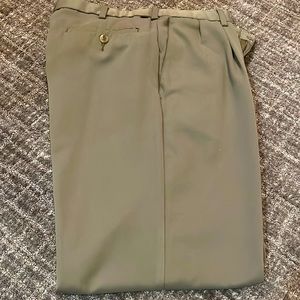 Dockers Golf Mens 30 X 30 Pleated Pants